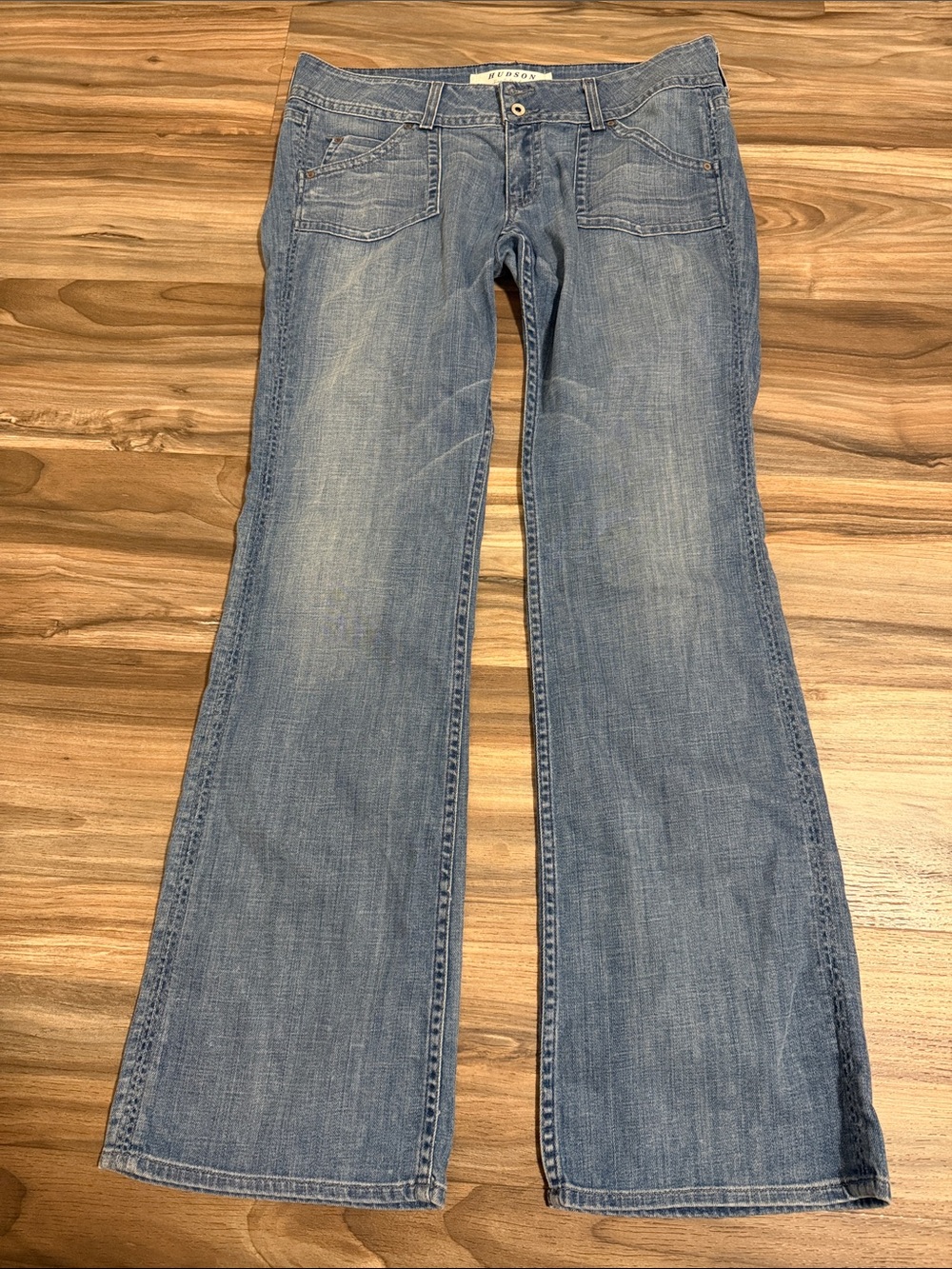 Hudson Beth Flap Pocket Baby Bootcut Jeans Size 32 Medium Wash Cowgirl Chic